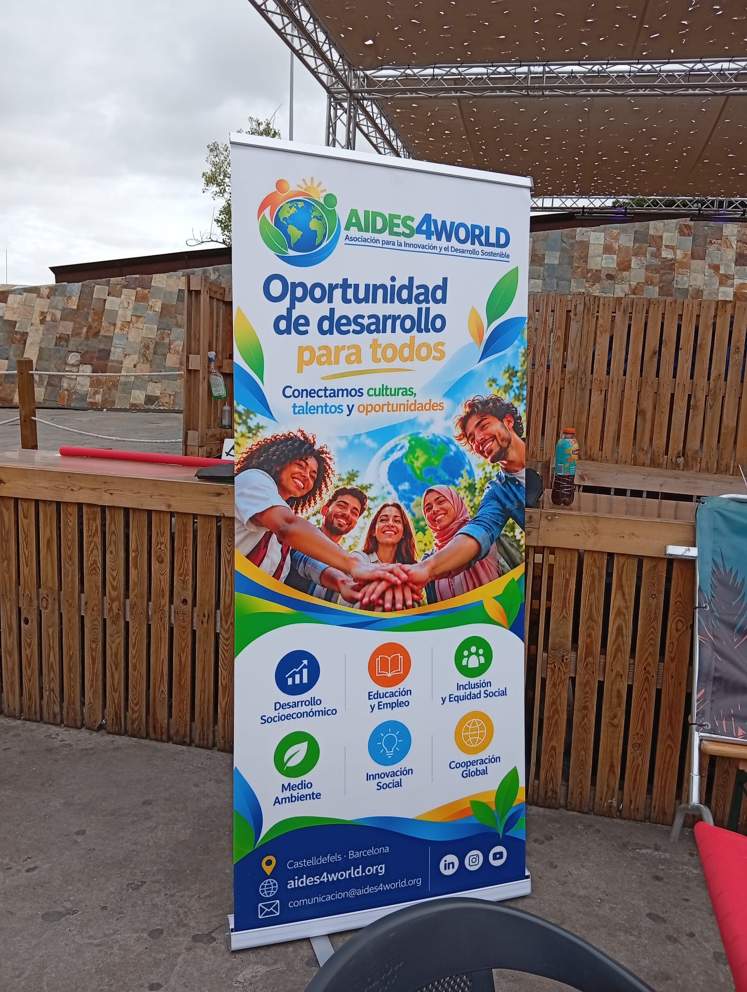 Stand y actividades de AIDES4WORLD